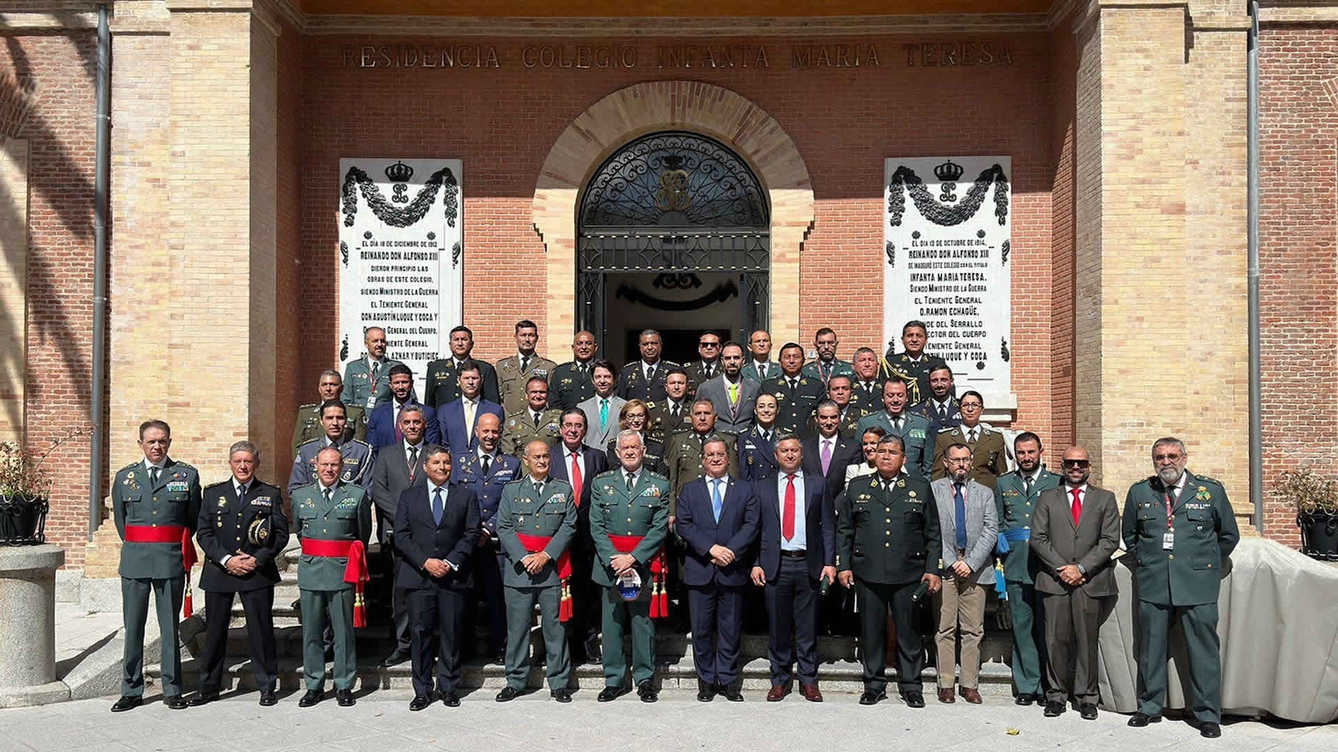 Ceremonia de clausura de la V edición del título oficial de Máster Universitario en Alta Dirección en Seguridad Internacional (MADSI)