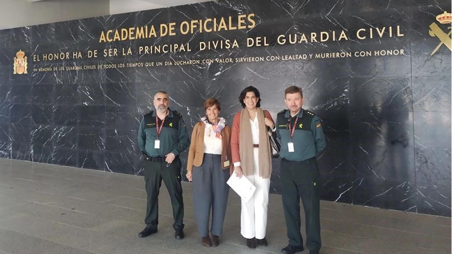 Visita al CUGC de Marina Chinchilla Gómez y de Paloma Málaga Shaw del Museo del Prado