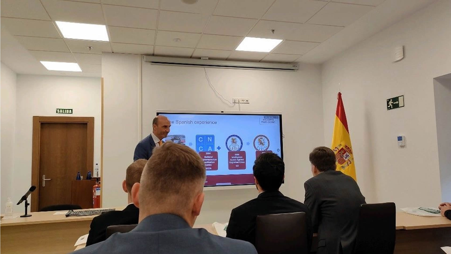 Curso CUGC para altos mandos de la Policía de la Universidad Alemana de Policía DHPOL