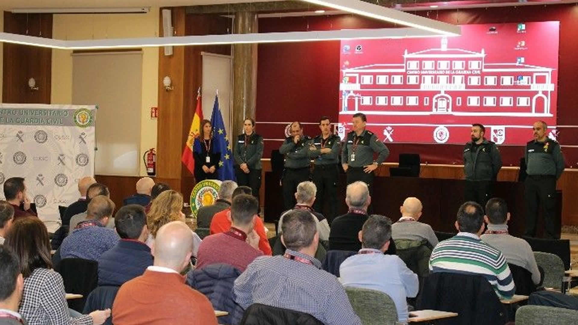 Fase presencial del I &quot;Curso Universitario en Competencias Digitales Docentes&quot;