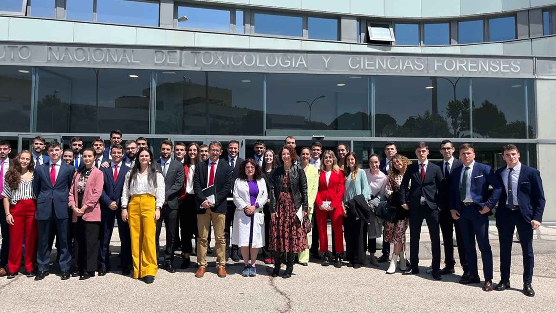 Visita de alumnos del Centro Universitario de la Guardia Civil al Departamento de Madrid del Instituto Nacional de Toxicología y Ciencias Forenses