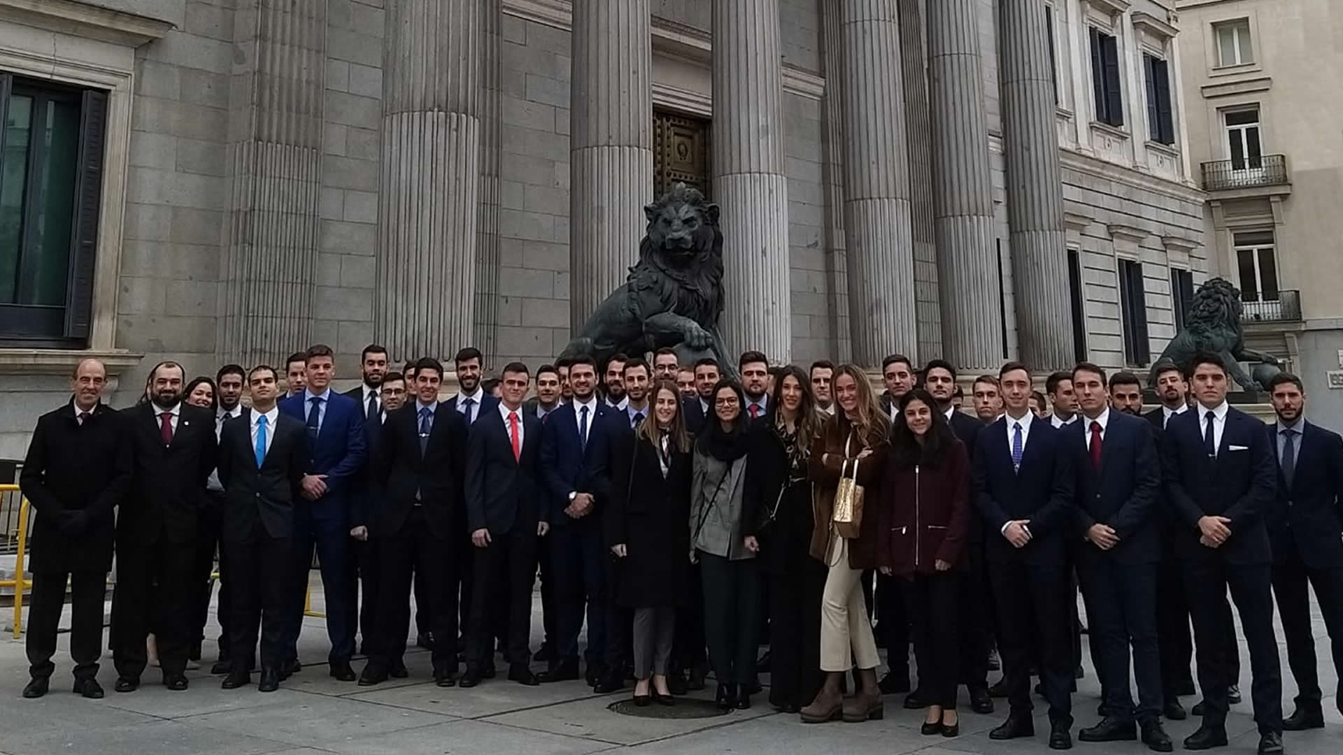 Alumnos del Grado en Ingeniería de la Seguridad visitan el Congreso de los Diputados