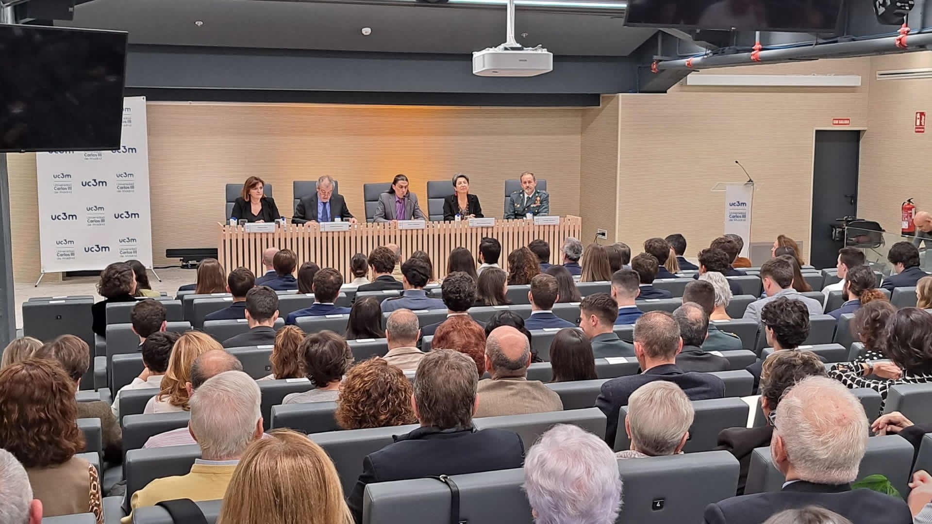 Premios extraordinarios anuales de Grado de la Universidad Carlos III de Madrid