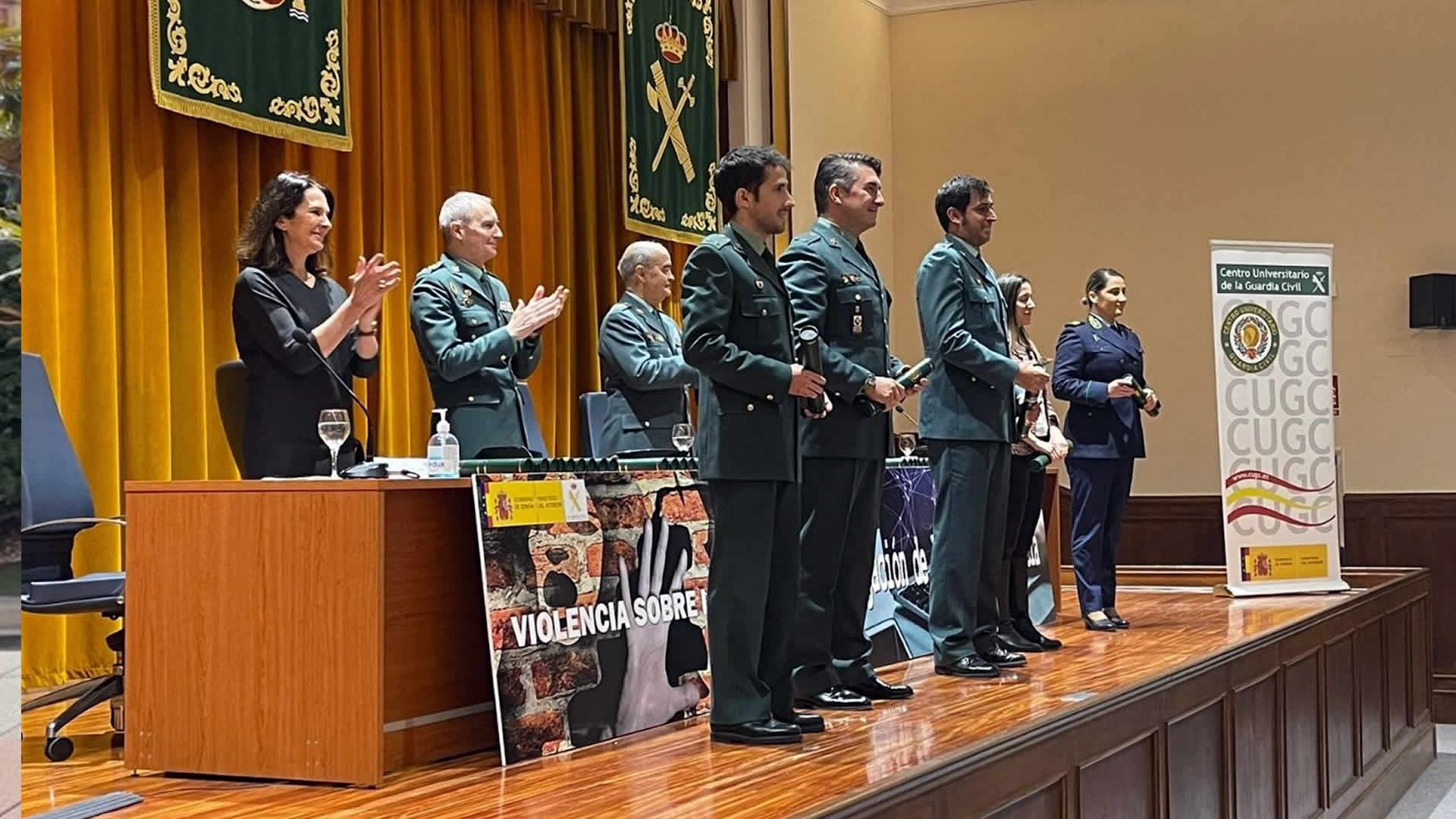 Clausura académica conjunta del I Curso Universitario en Violencia Sobre la Mujer y del IV Curso Universitario en Investigación de la Ciberdelincuencia