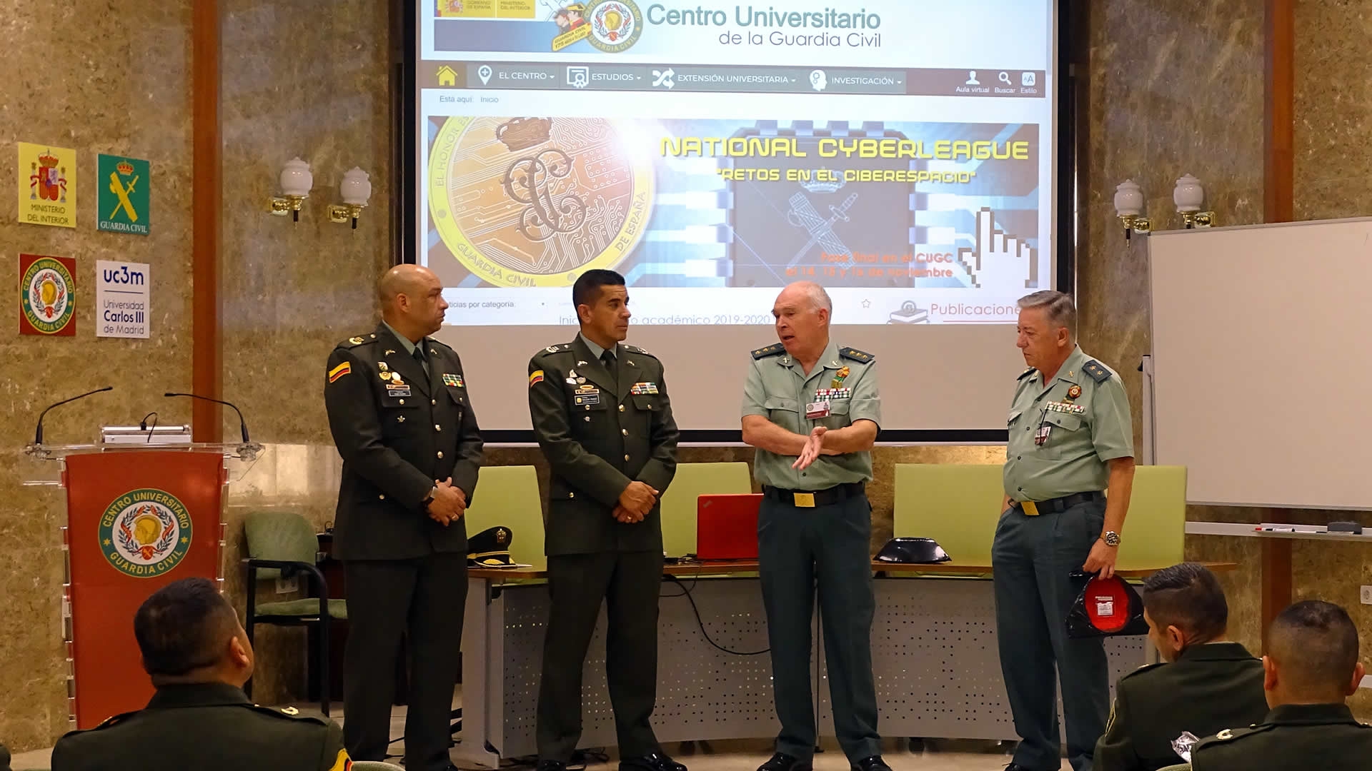 Delegación de la Policía Nacional de Colombia visita el CUGC