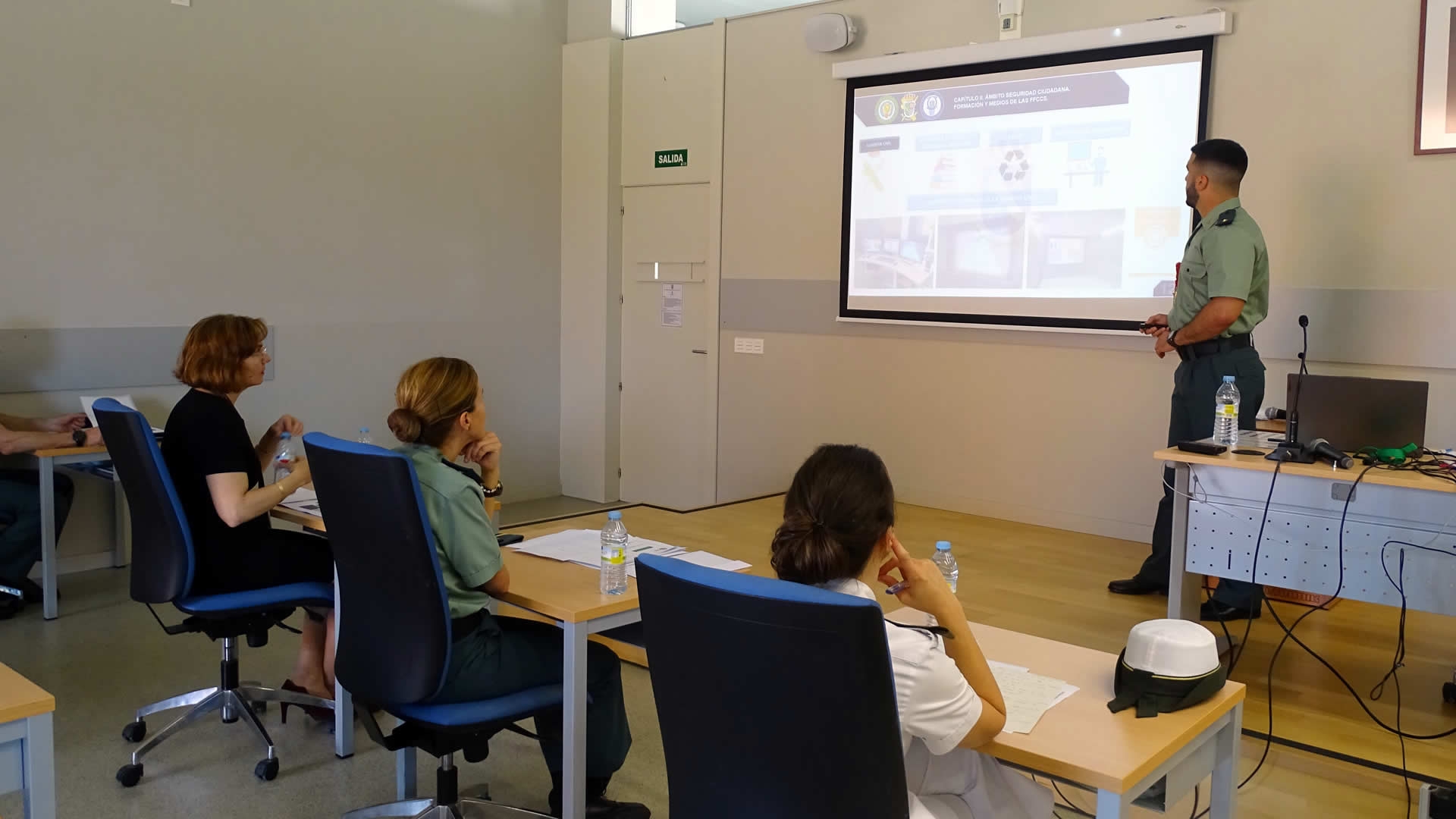 Lectura y defensa presencial de los TFG 2021-22 de los grados universitarios