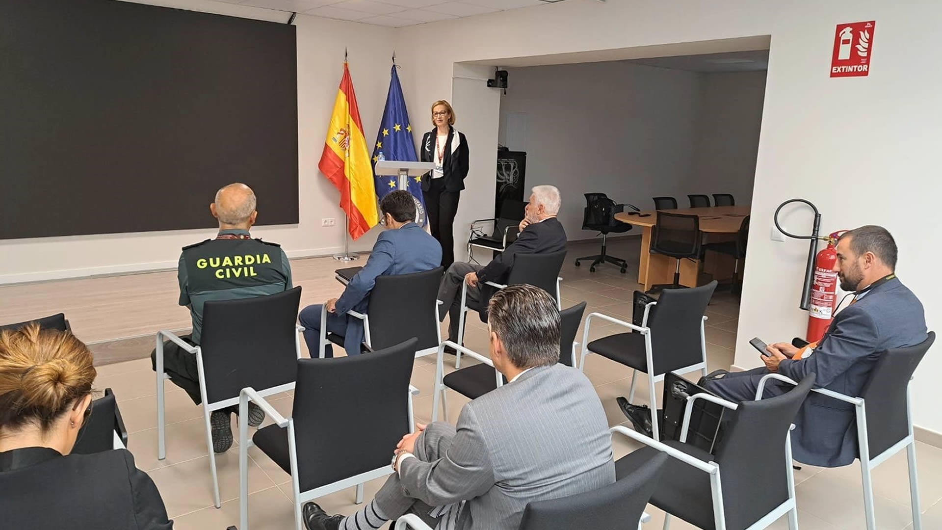Exposición y defensa de los Trabajos Fin de Máster (TFM) del &quot;V Máster Oficial en Alta Dirección en Seguridad Internacional&quot;