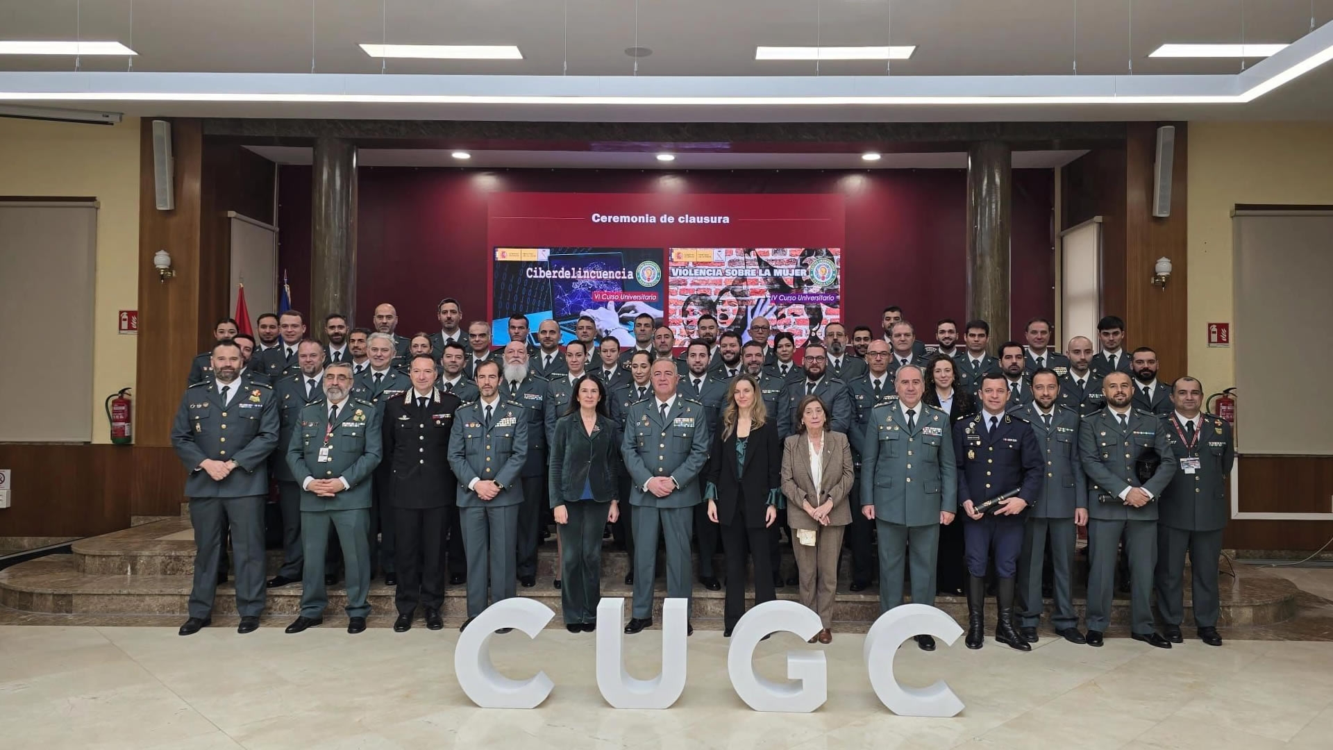 Acto de clausura del VI Curso Universitario en Ciberdelincuencia y del IV Curso Universitario en Violencia sobre la Mujer