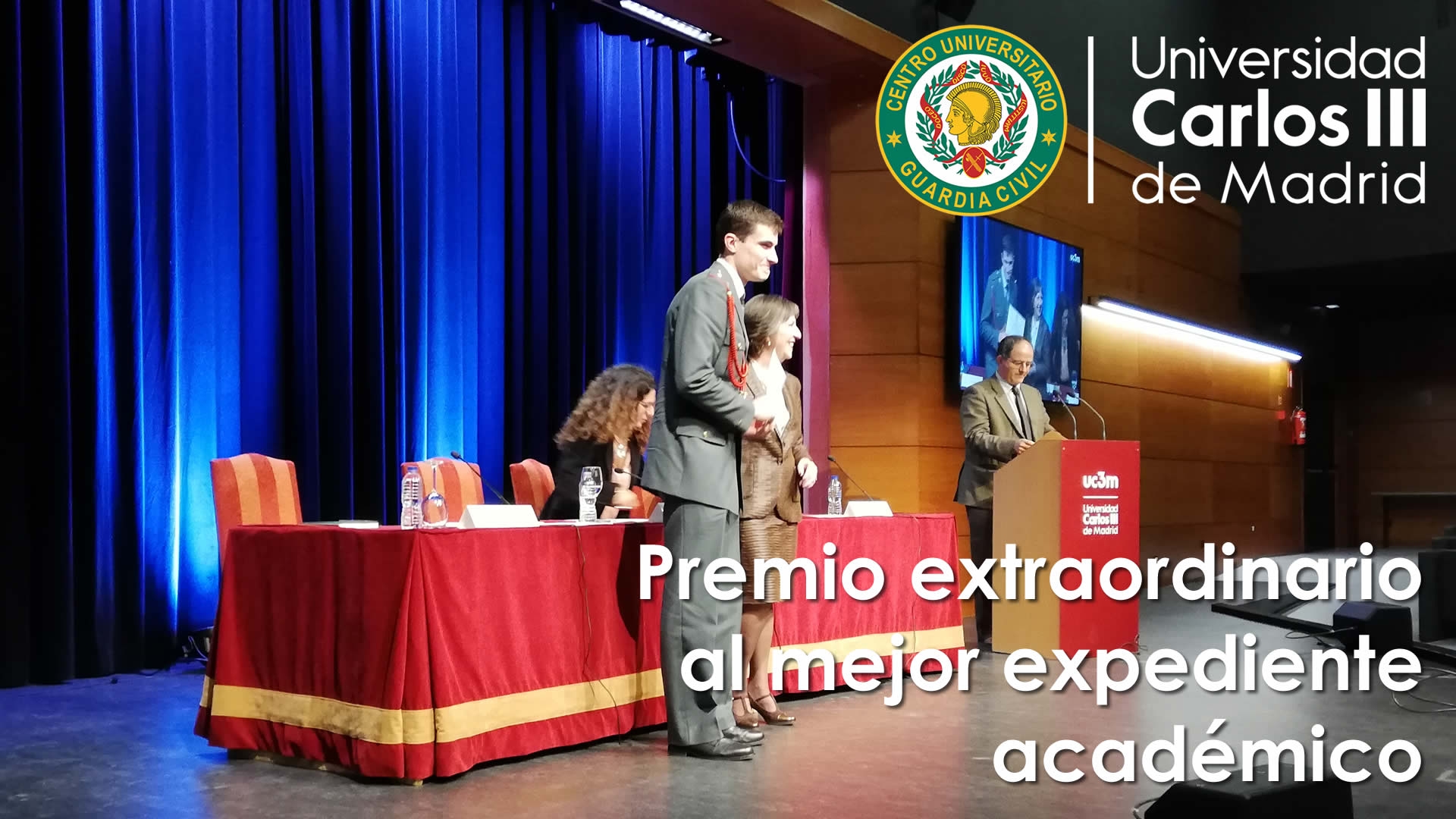 Ceremonia de entrega de premios extraordinarios de grado