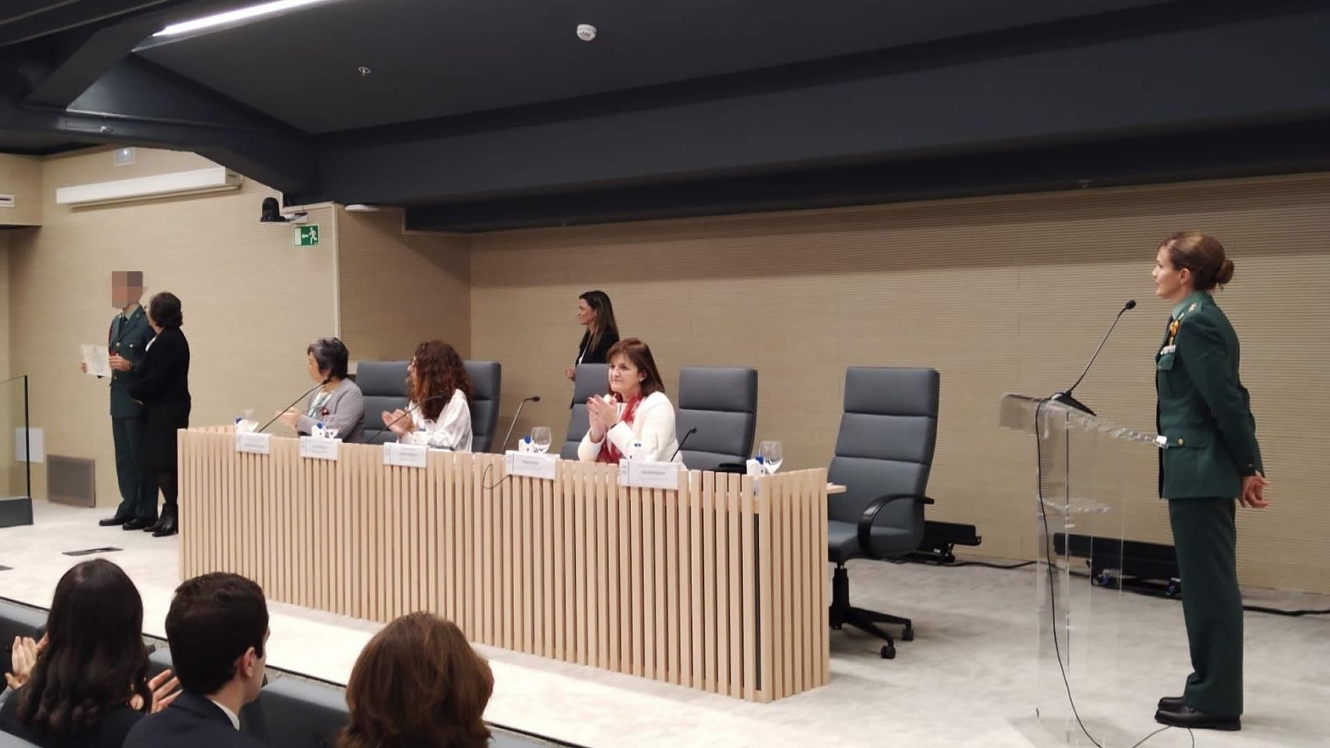 Premios extraordinarios en los dos grados universitarios del CUGC